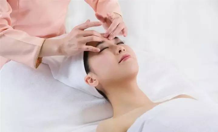 面膜与面霜：面部护理新趋势